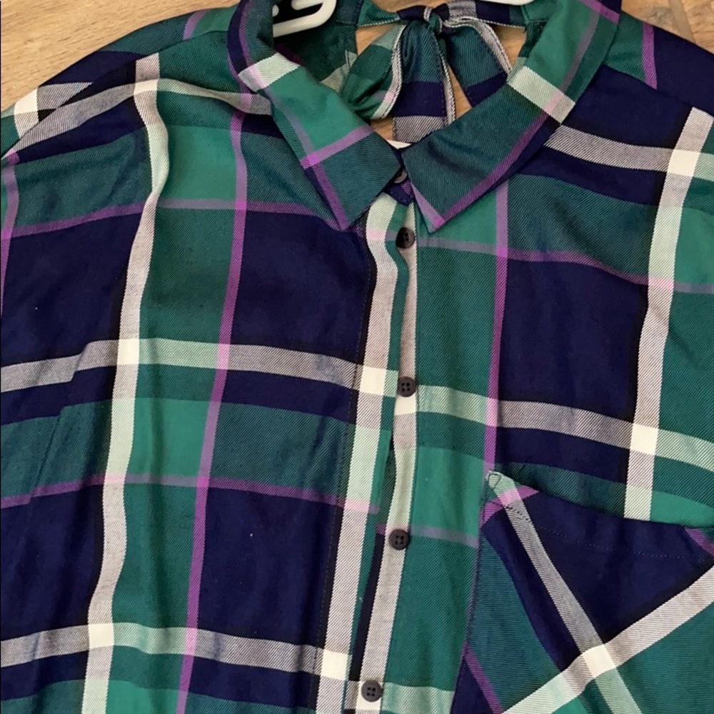 Button down blouse - Picture 2 of 4